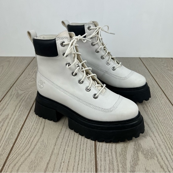 Timberland Women's Sky Waterproof Lace-Up Boots US7 Bright White Nubuck $165 - Picture 1 of 11